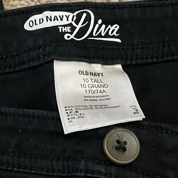 Old Navy the Diva Uniform Skinny Blackjack Pants - Picture 4 of 7